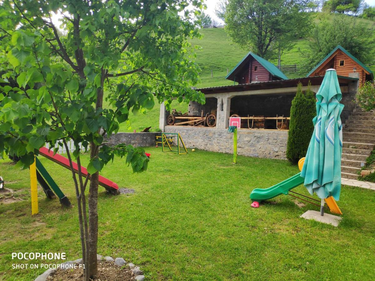 Orman Evi Vukovic Mojkovac